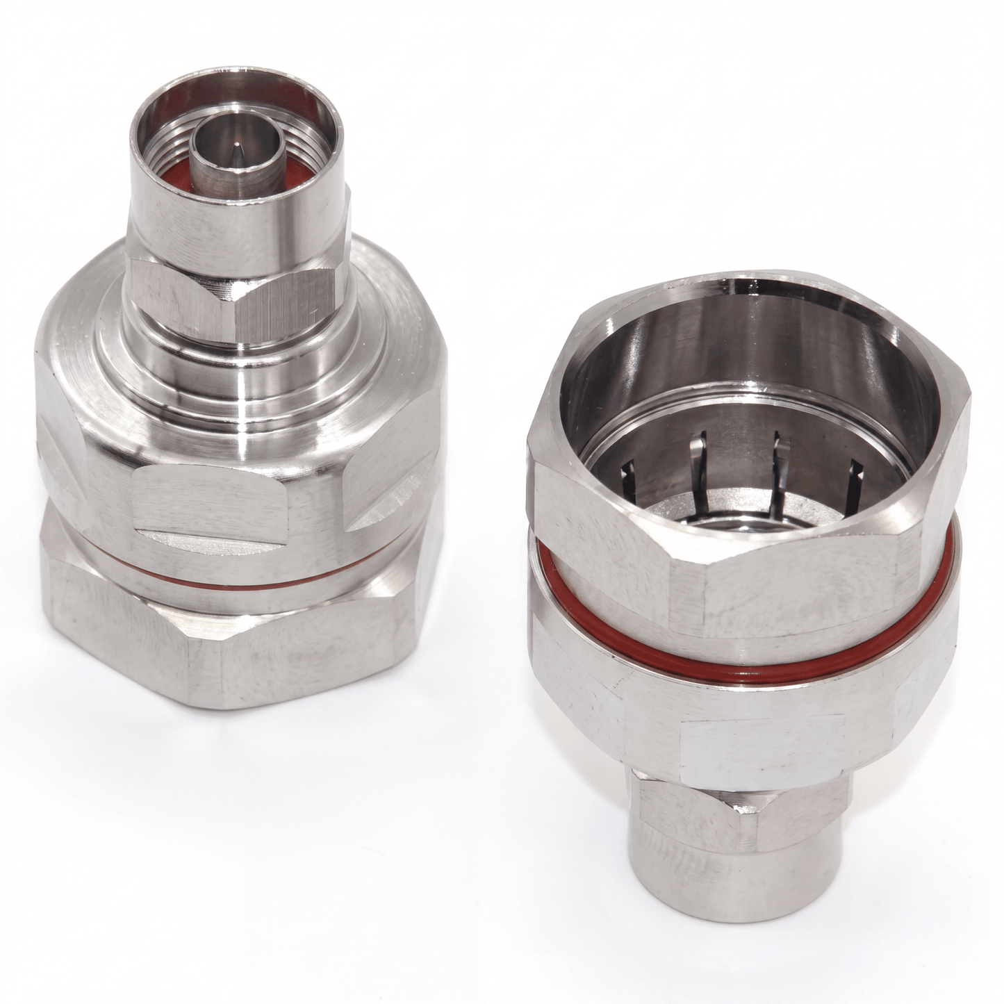 Conector N-Macho / 50 &Omega; / DC~3 GHz / PIM3 ≤ -155 dBc / IP67 / Cable 7/8" / Chapado Tri-Alloy / PTFE