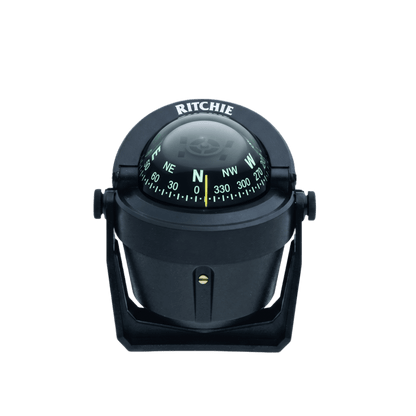 Brújula de Navegación Marítima Serie Explorer / Montaje en Bracket / Color Negro / 2 3/4" (70 mm) Direct Reading Dial / Iluminación Nocturna Verde Interna / Compensadores Integrados / Movimiento de Agujas con Rubí Z