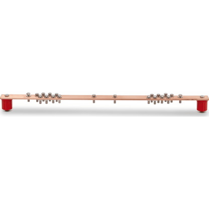 Barra Distribución Tierra Rack 19 in / Cobre 100% / 550A / Aisladores Rojos / 0.64 cm (0.25 in) / J-STD-607-A