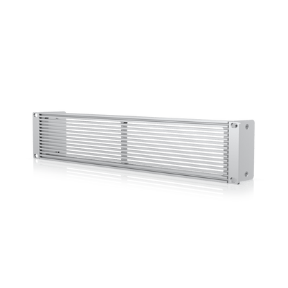 UACC Rack Mount Panel Vented 2U – Panel Ventilado de 2U para Rack, Ideal para Cubrir Espacios No Utilizados y Mantener un Aspecto Limpio y Ordenado