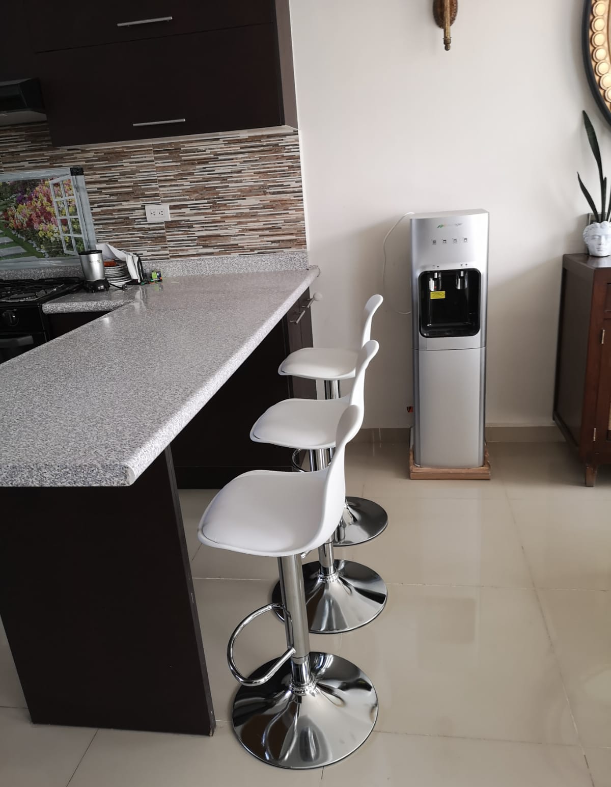 SET DE 2 BANCOS GIRATORIOS / OFICINA - BARRA- COMEDOR- ETC, Blanco, Gris y Negro